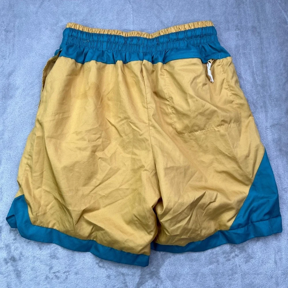 Nike Shorts Men Small Blue Yellow Colorblock DNA Woven Drawstring Crossfit Lined